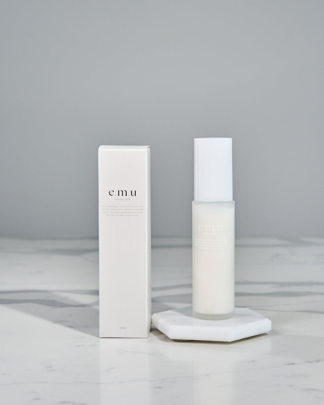 e.m.u エムローション 100ml photo-output_626c687a-659d-